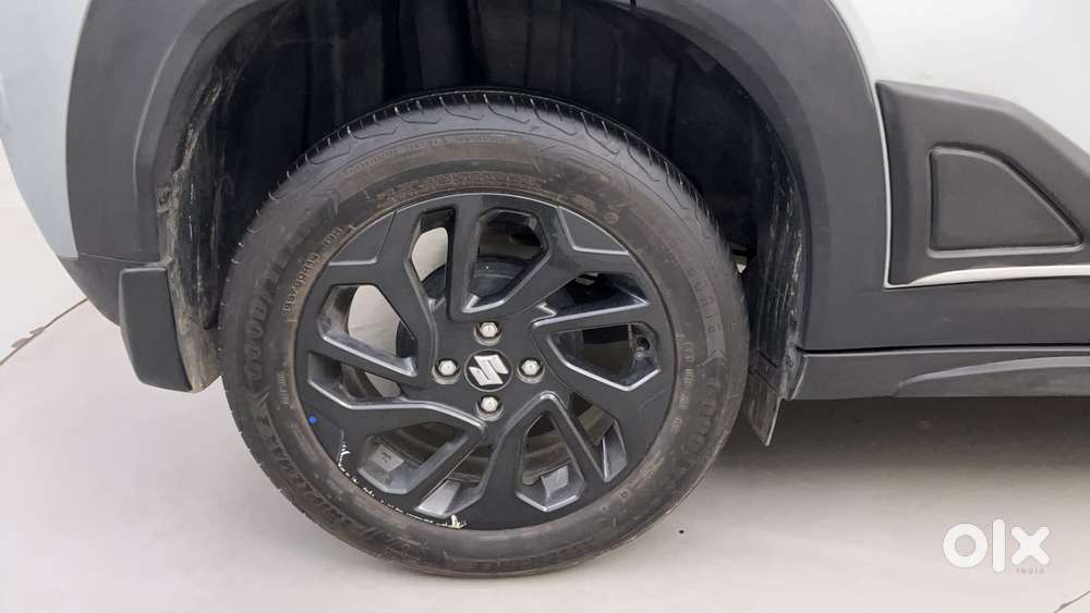Maruti Suzuki Fronx Delta Plus 1.2l Ags, 2024, Petrol