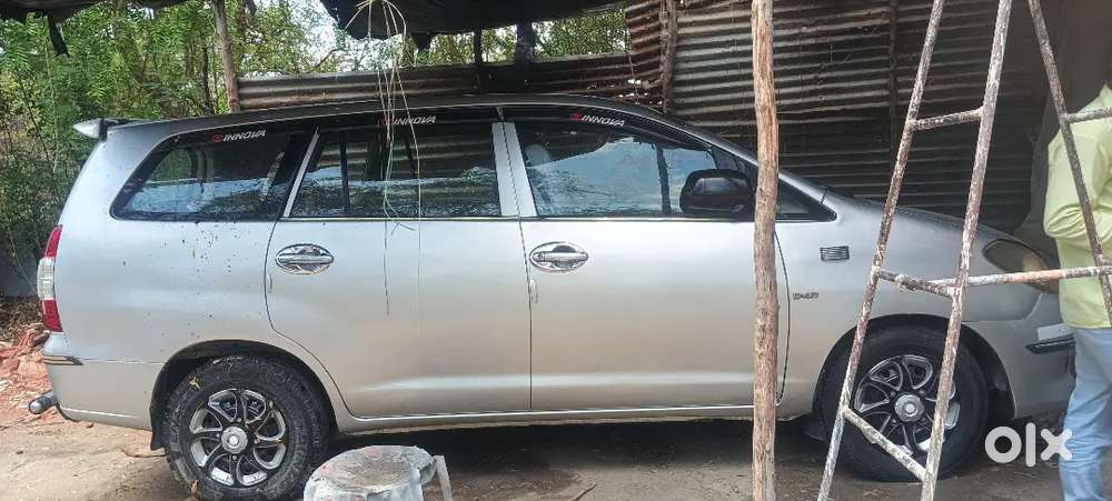 Toyota Innova 2.5 E Manual Diesel 2007