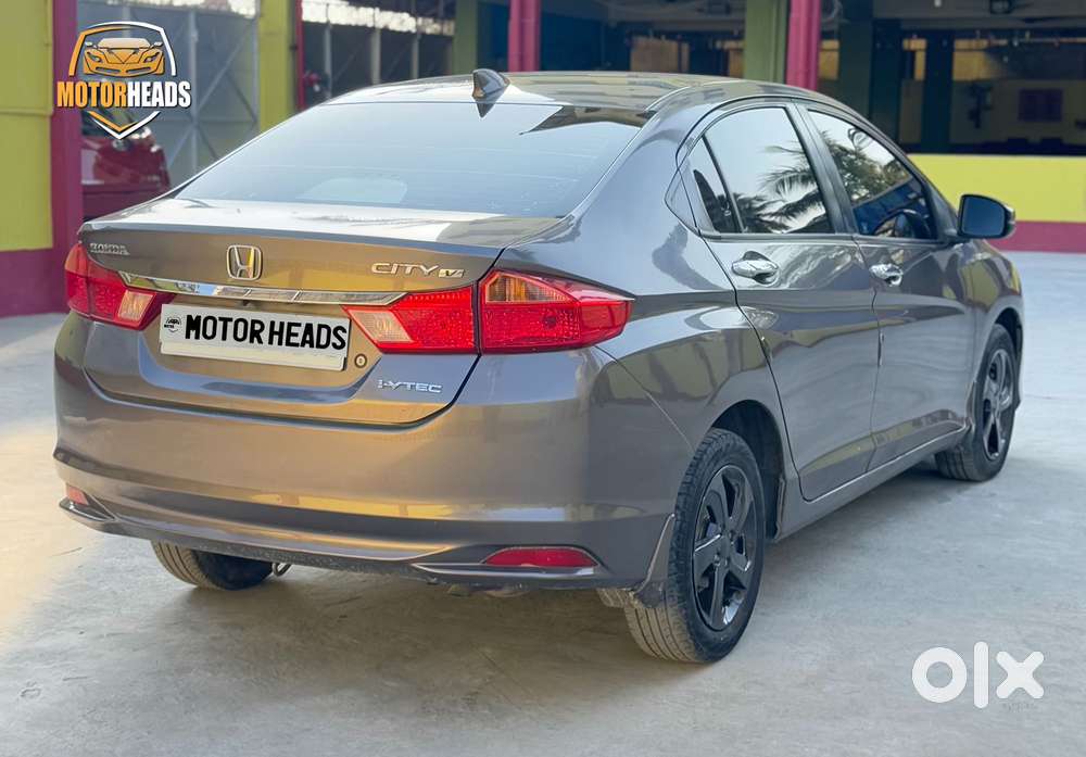 Honda City 1.5 V 5th Gen I-vtec Mt, 2016, Petrol