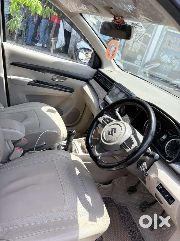 Maruti Suzuki Ertiga 2024 Cng & Hybrids 90000 Km Driven
