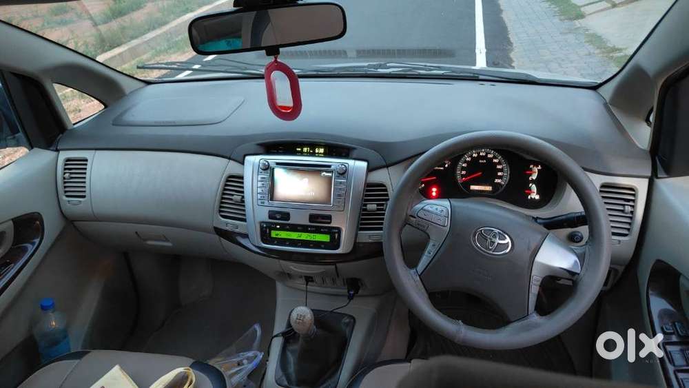 Toyota Innova 2.5 G (diesel) 7 Seater Bs Iv, 2013, Diesel