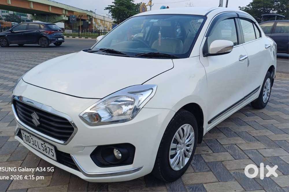 Maruti Suzuki Swift Dzire 1.3 Vxi, 2020, Petrol