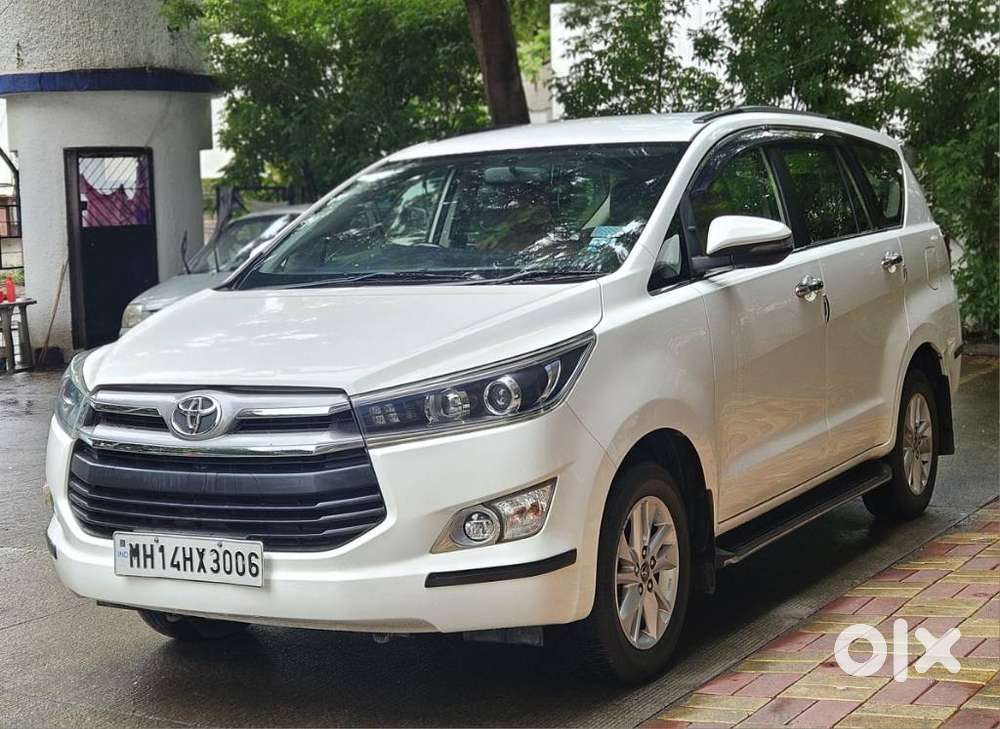 Toyota Innova Crysta 2.7 Vx Mt, 2019, Diesel