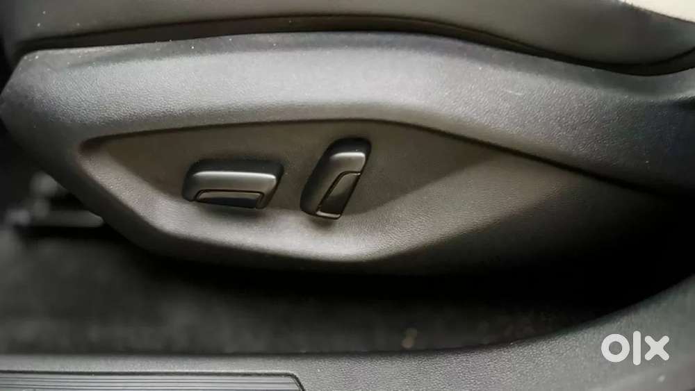 Volkswagen Taigun, 2024, Petrol