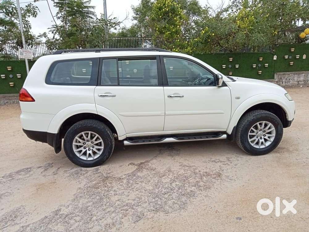 Mitsubishi Pajero Sport 2.5 Manual, 2012, Diesel