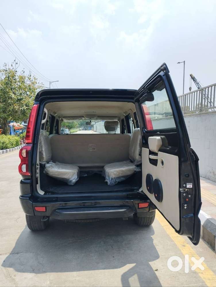 Mahindra Scorpio Classic 2023