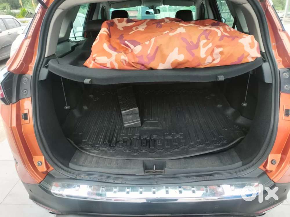 Tata Harrier 2.0 Kryotec Xt Plus Dark Edition, 2019, Diesel