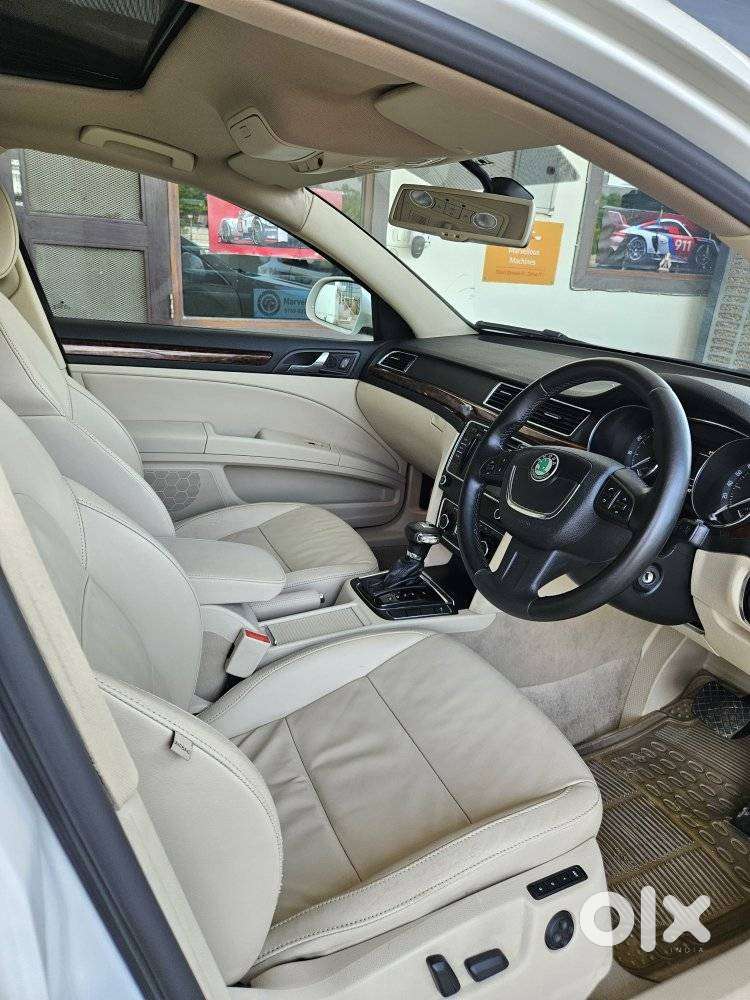 Skoda Superb 1.8 Elegance Tsi At, 2012, Petrol