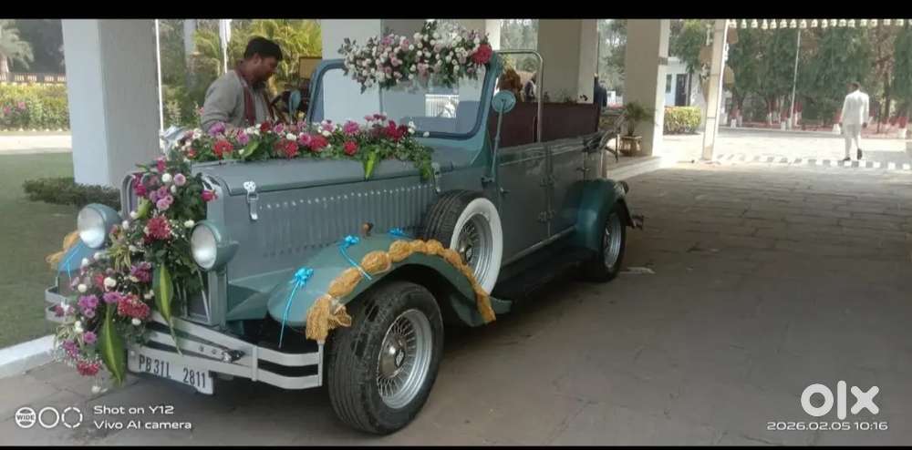 Selling Vintage Car