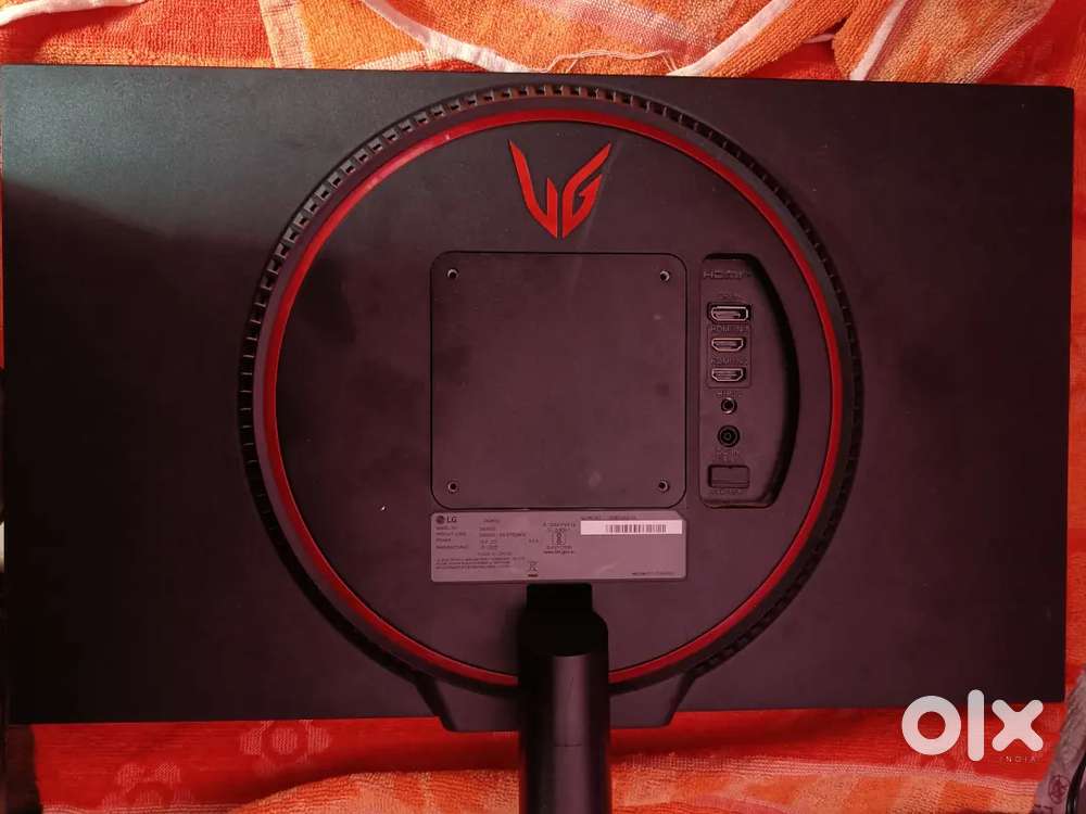 LG Ultragear 24GN600-B 24 144Hz IPS Gaming Monitor