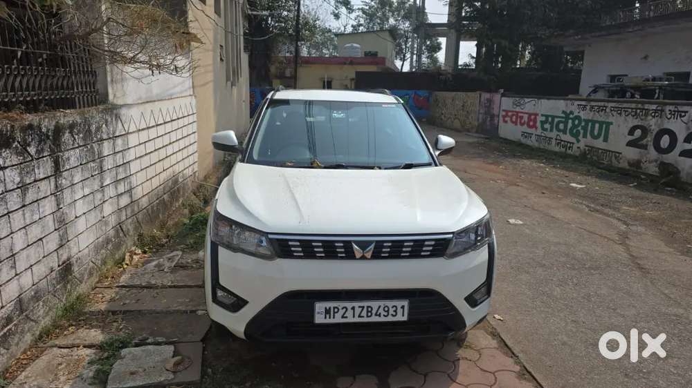 Mahindra Xuv300 2023 Petrol 23000 Km Driven