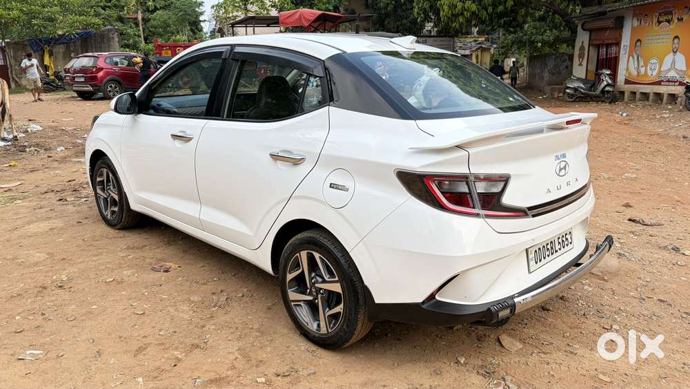 Hyundai Aura Sx (o) Manual, 2023, Petrol