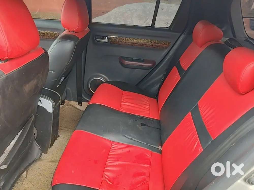 Maruti Suzuki Swift 2010 Diesel 70000 Km Driven