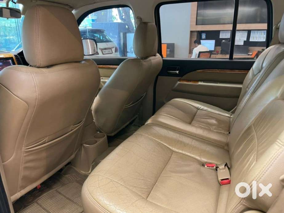 Ford Endeavour 3.0l 4x4 At, 2011, Diesel