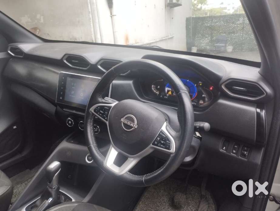 Nissan Magnite 1.0 Xv Executive, 2023, Petrol