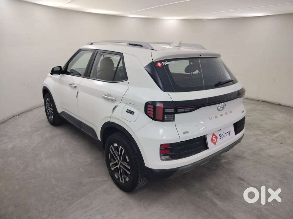 Hyundai Venue 1.0 Sx (o) Turbo Dct, 2024, Petrol
