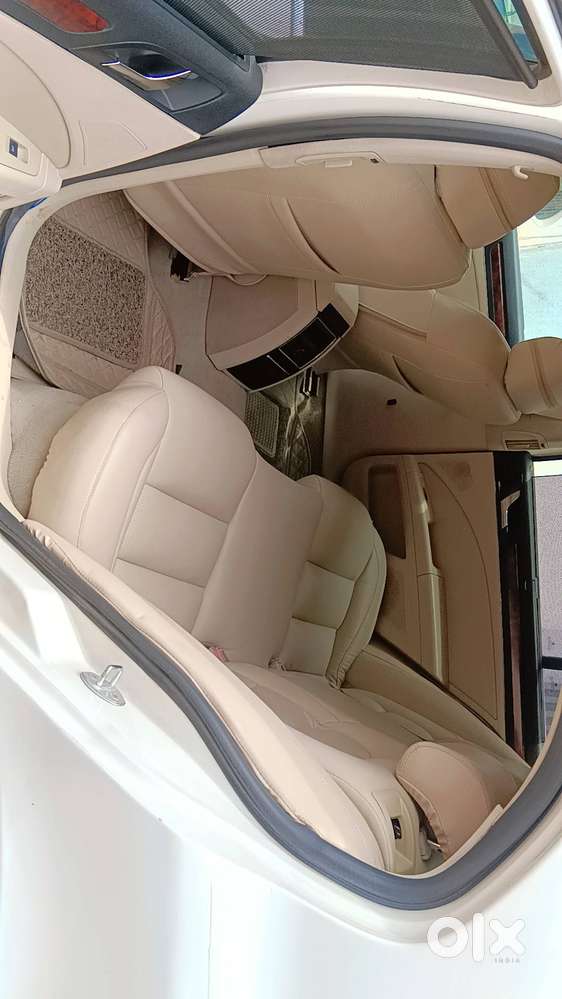 New Brand Luxury Car With Well Maintained