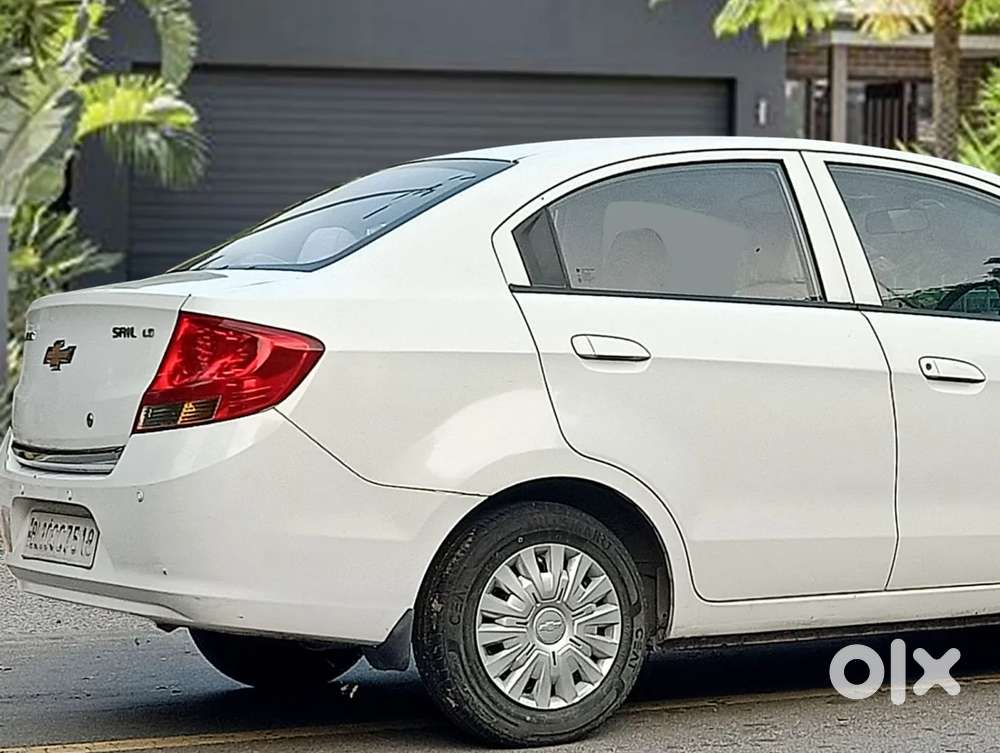 Chevrolet Sail, 2015, Petrol