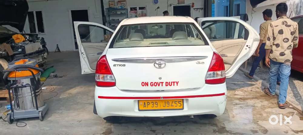 Toyota Etios 2016 Diesel Well Maintained