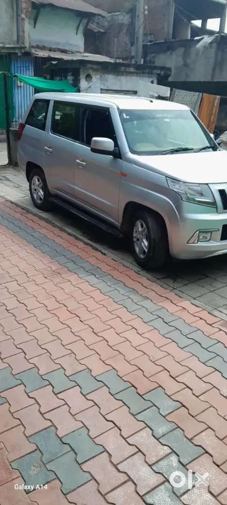 Mahindra Tuv 300 Plus 2018