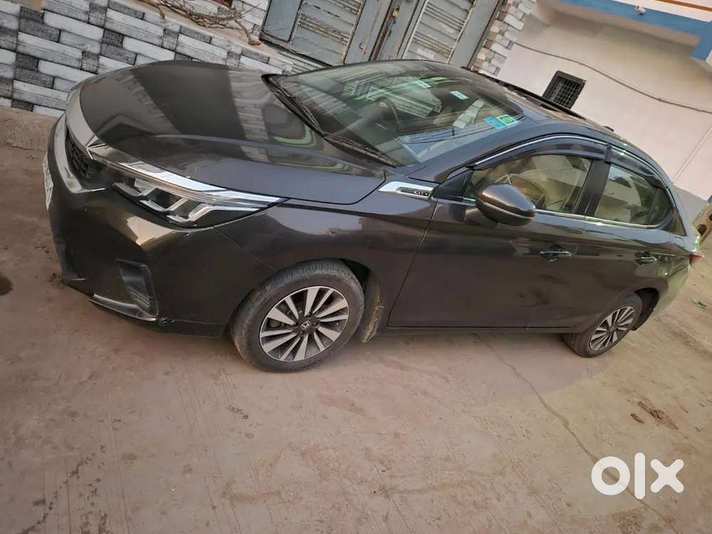 Honda City Zx 2023 Petrol Good Condition
