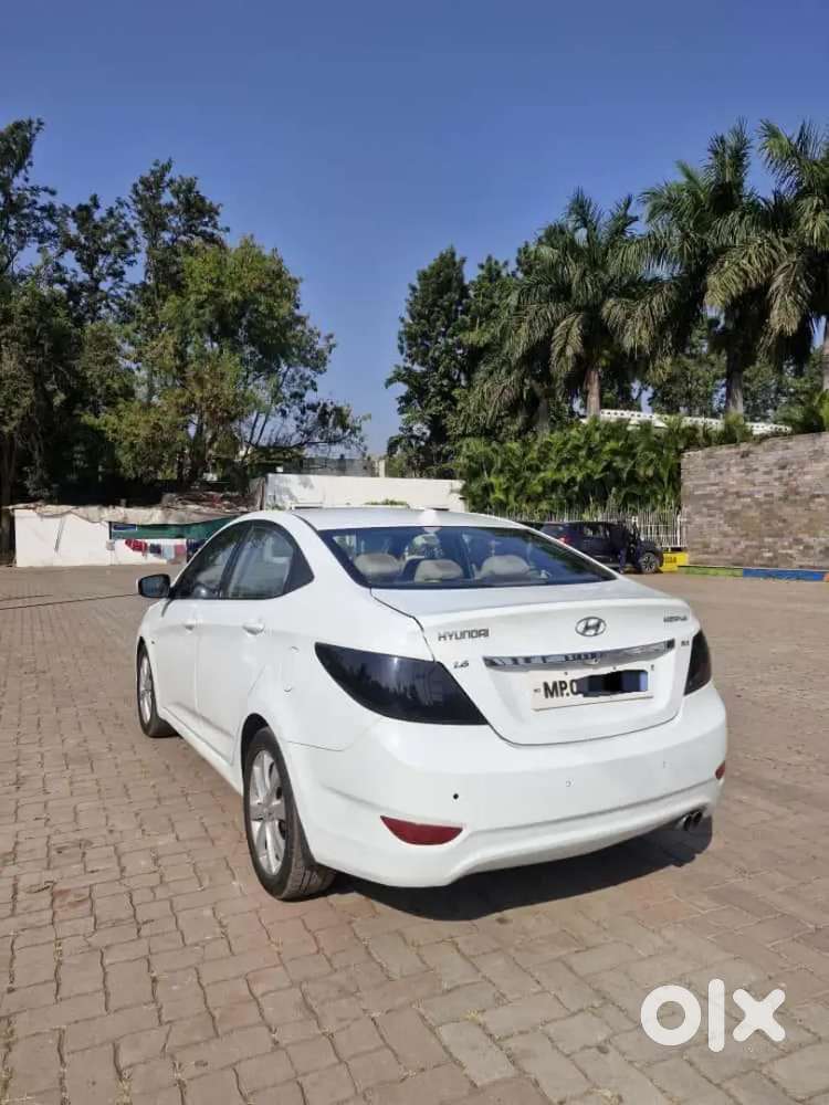 Hyundai Verna Sx 2012