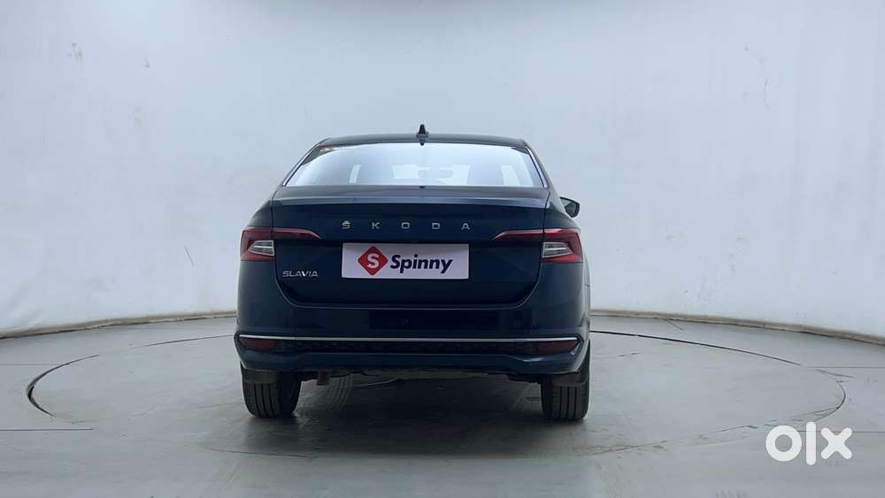 Skoda Slavia Style 1.0l Tsi At, 2024, Petrol