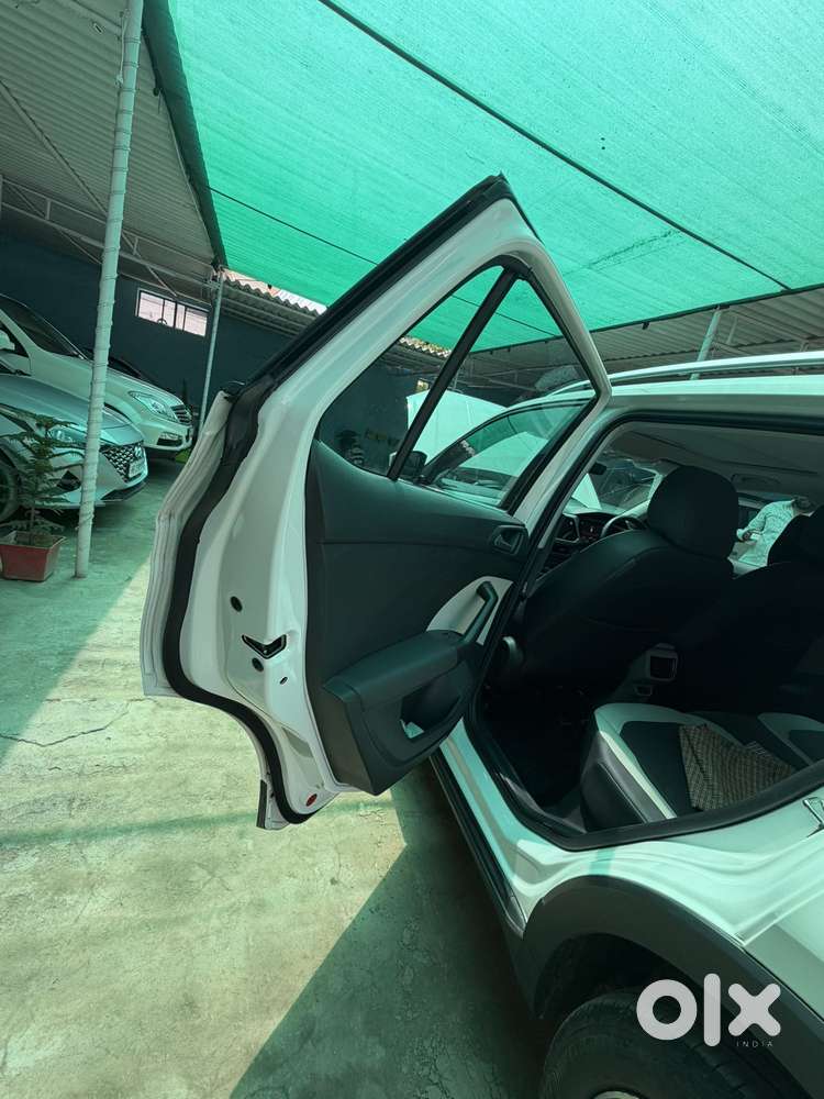 Volkswagen Taigun Gt 1.5 Tsi Mt, 2024, Petrol