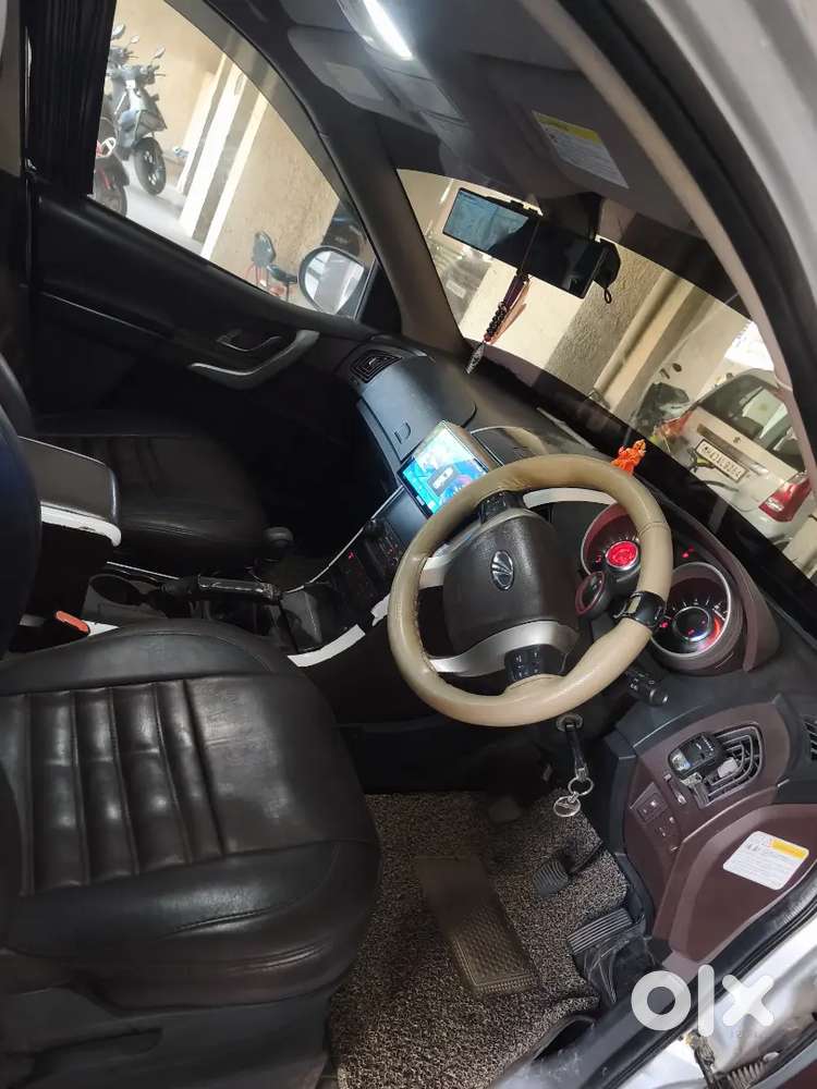Mahindra Xuv500 2012 Diesel 95000 Km Driven
