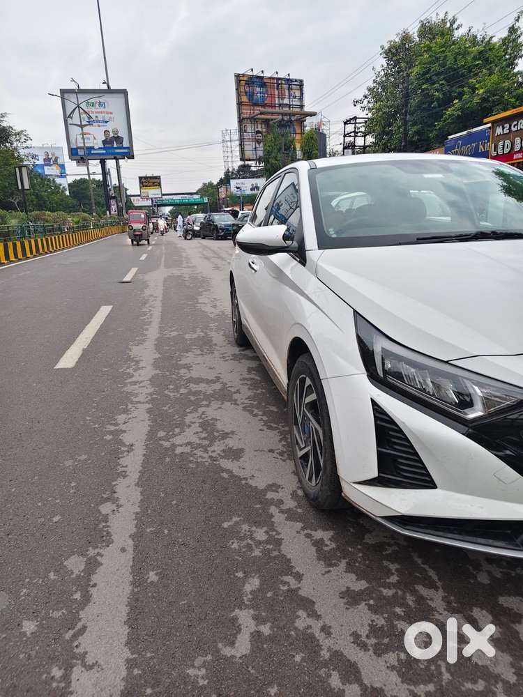 Hyundai New I20 1.2 Asta Mt, 2023, Petrol
