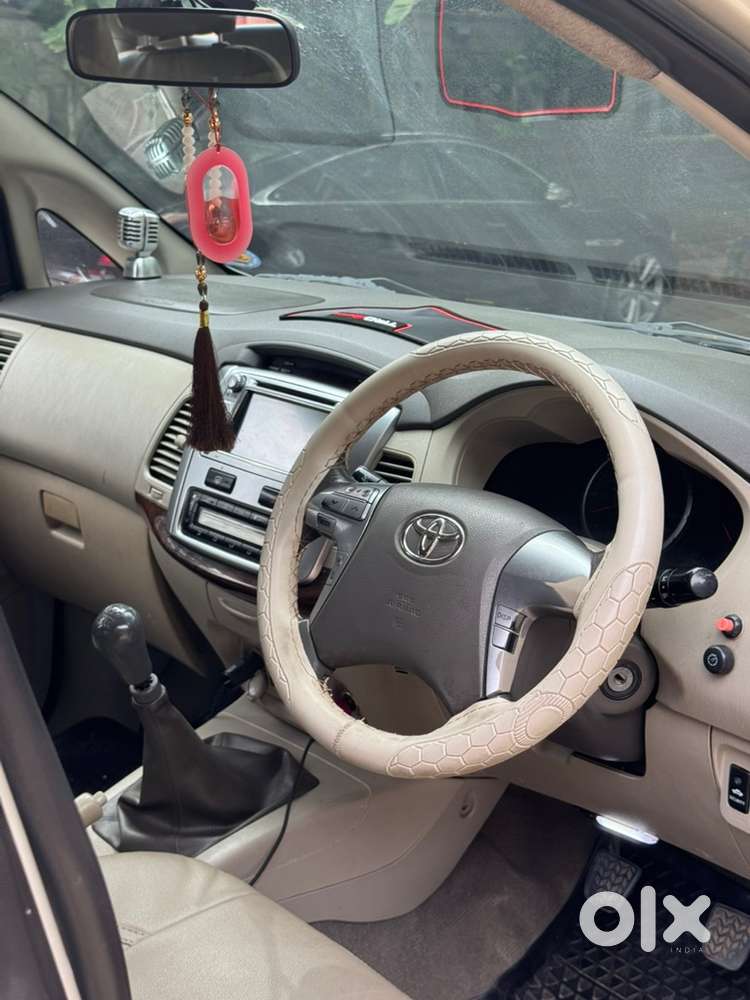 Toyota Innova 2.5 Vx 7s 2014 Model 2nd Owner In Pristine Condition!