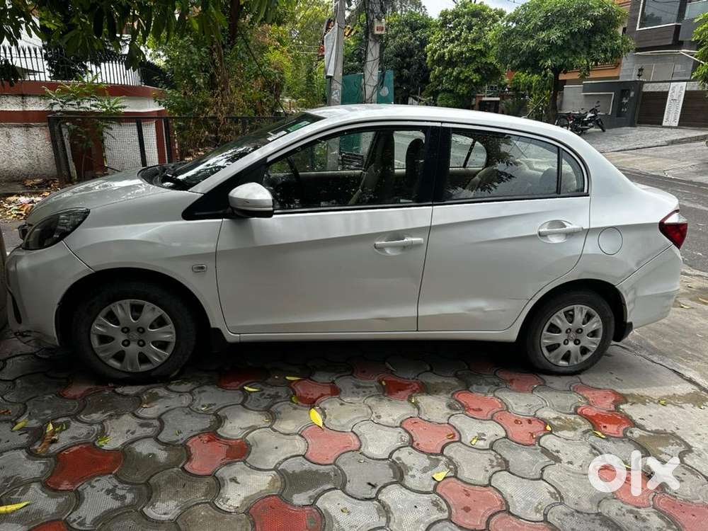 Honda Amaze 2017 Petrol 21,000 Km Driven