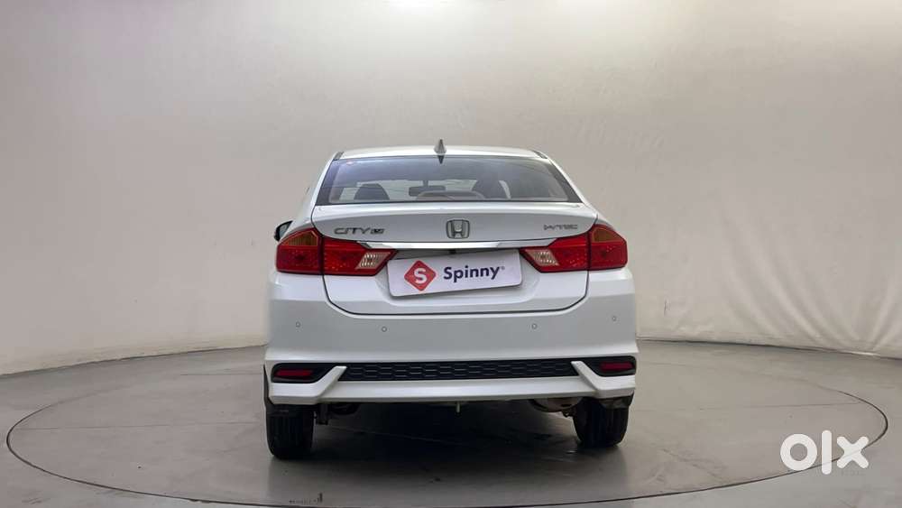 Honda City 1.5 V 4th Gen I-vtec Mt, 2022, Petrol