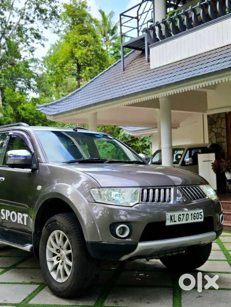 Mitsubishi Pajero Sport 2.5 Manual, 2012, Diesel