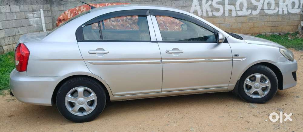 Hyundai Verna Transform 1.6 SX VTVT, 2010, Petrol
