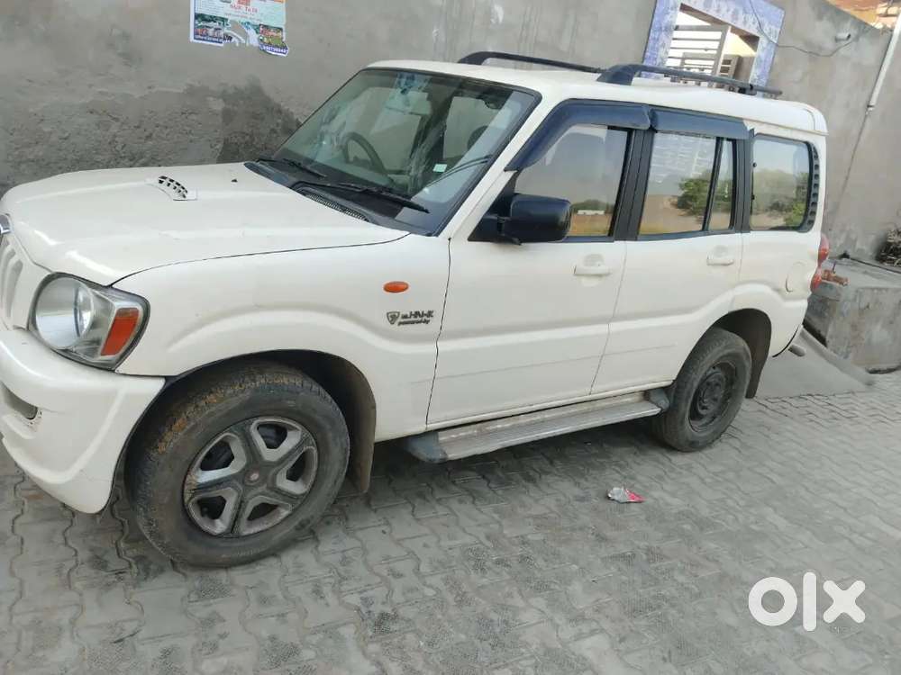 Mahindra Scorpio 2014