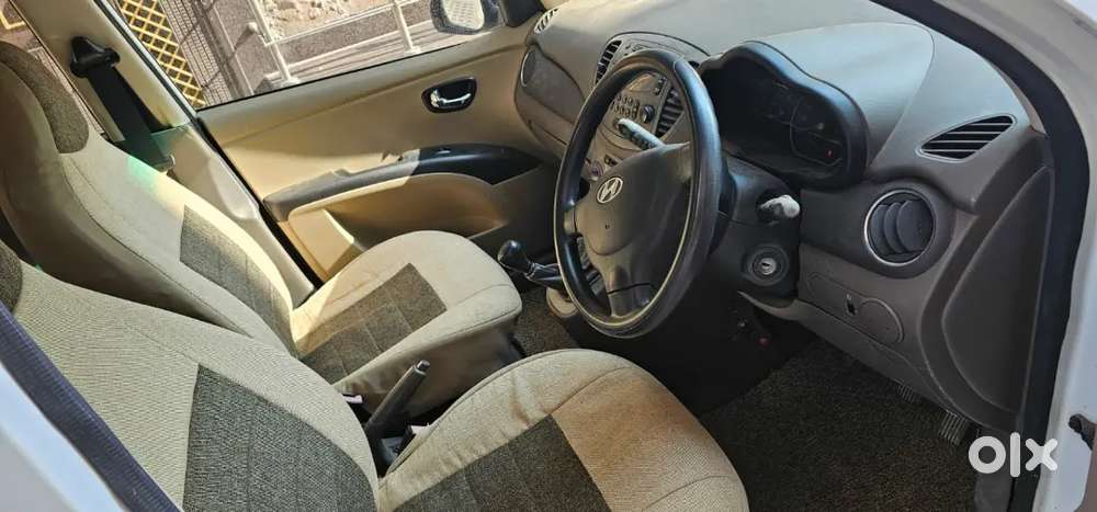 Hyundai I10 Sportz 2011