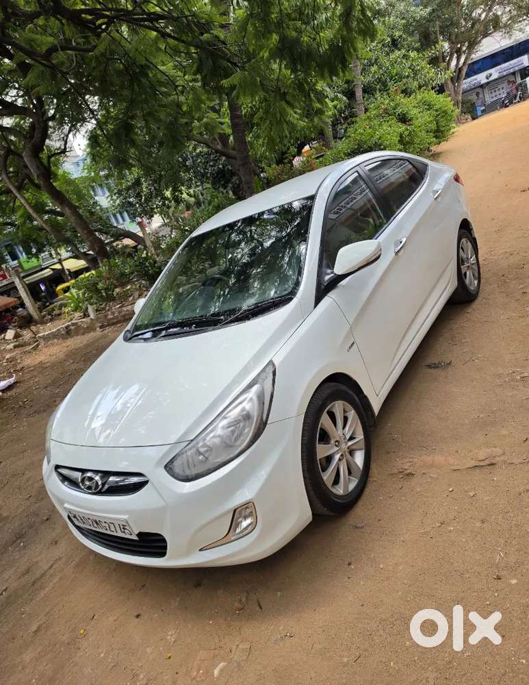Hyundai Verna Fluidic Diesel 2012 Sx Automatic