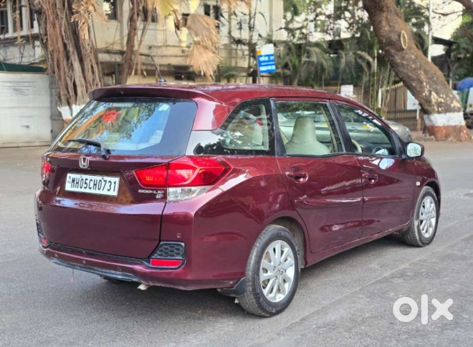 Honda Mobilio 1.5 V I-vtec, 2014, Cng & Hybrids