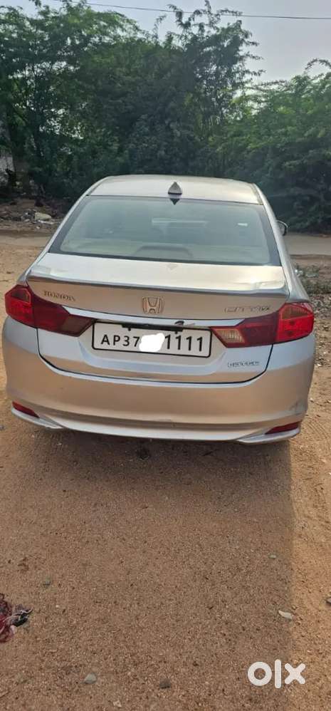 Honda City Zx 2014 Diesel 133000 Km Driven