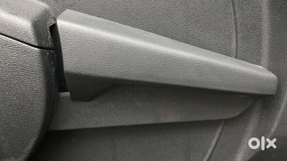 Nissan Magnite 1.0 Xv Turbo Cvt, 2021, Petrol