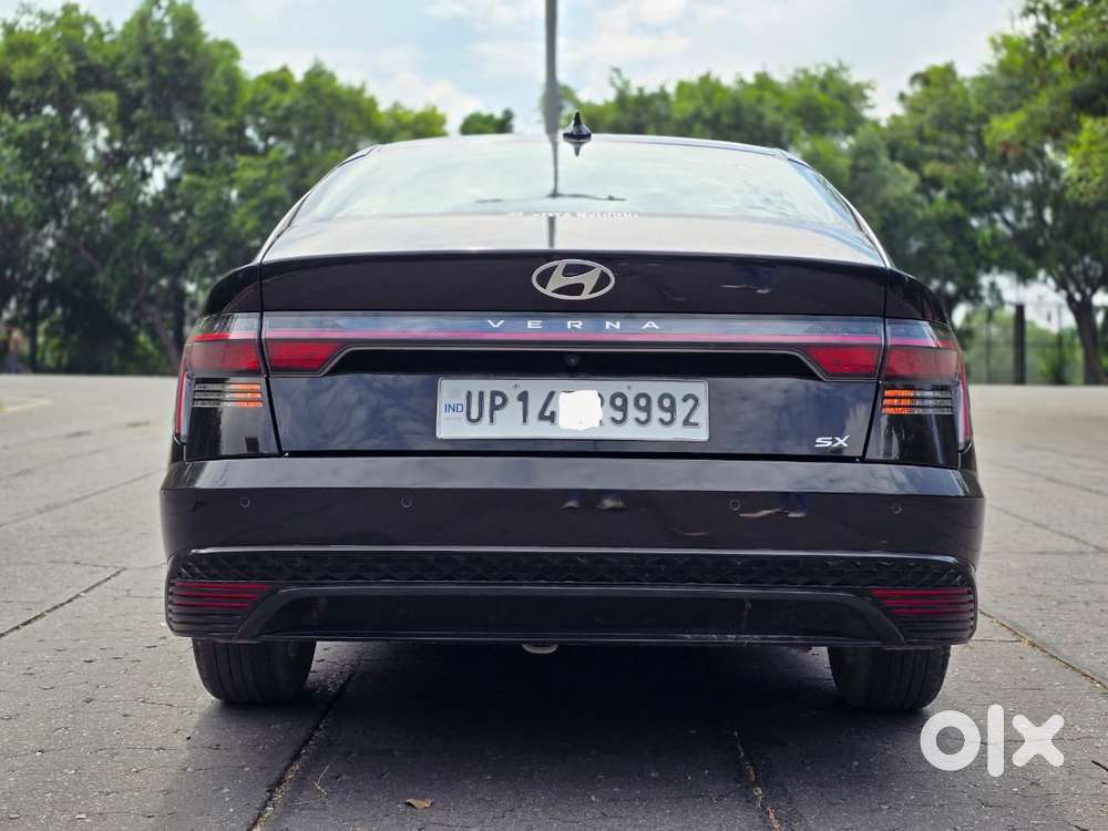 Hyundai Verna 1.5 Sx Petrol Mt, 2023, Petrol