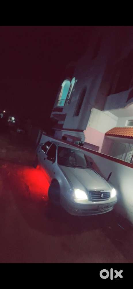 Maruti Esteem Petrol 2005
