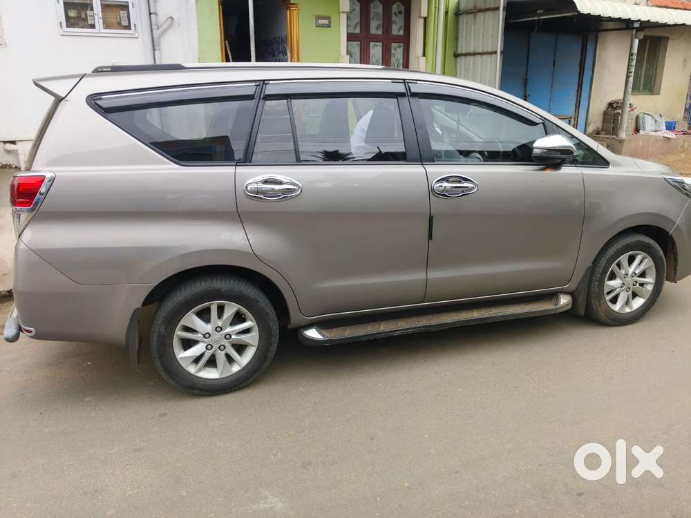 Toyota Innova Crysta 2.4 G Mt 7 Str, 2024, Diesel