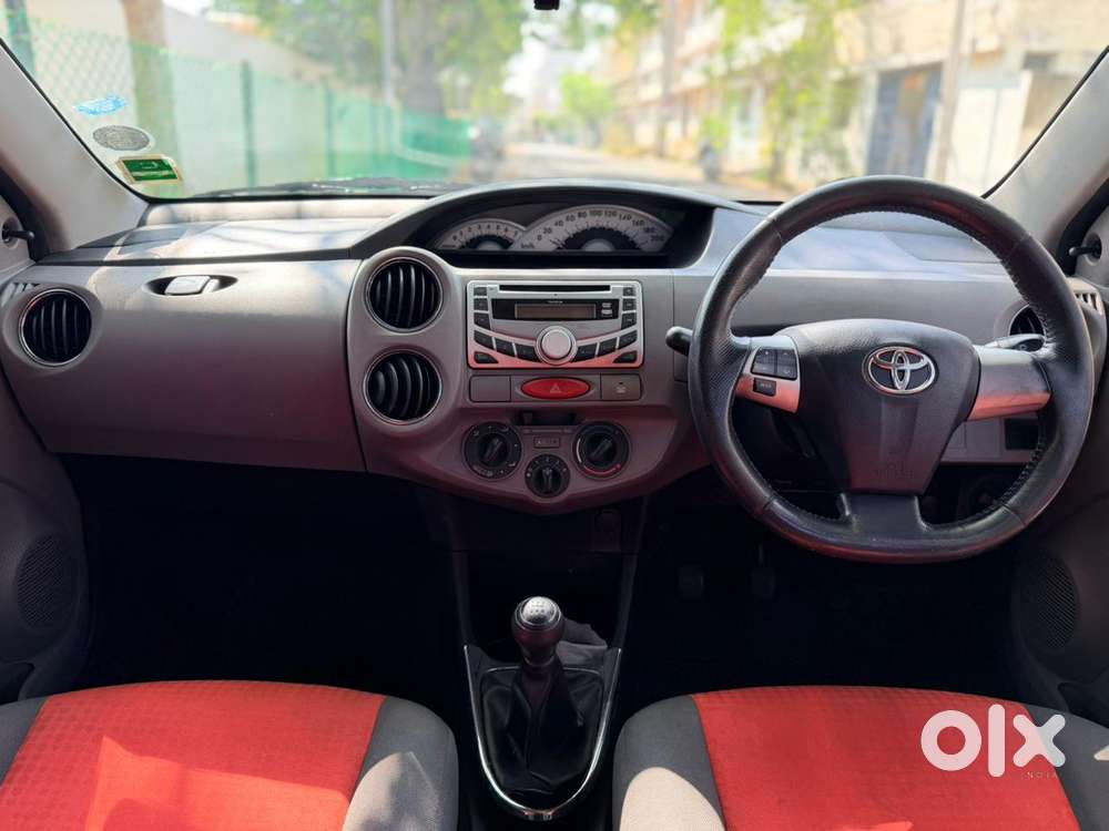 Toyota Etios 2010-2012 Vx, 2011, Petrol