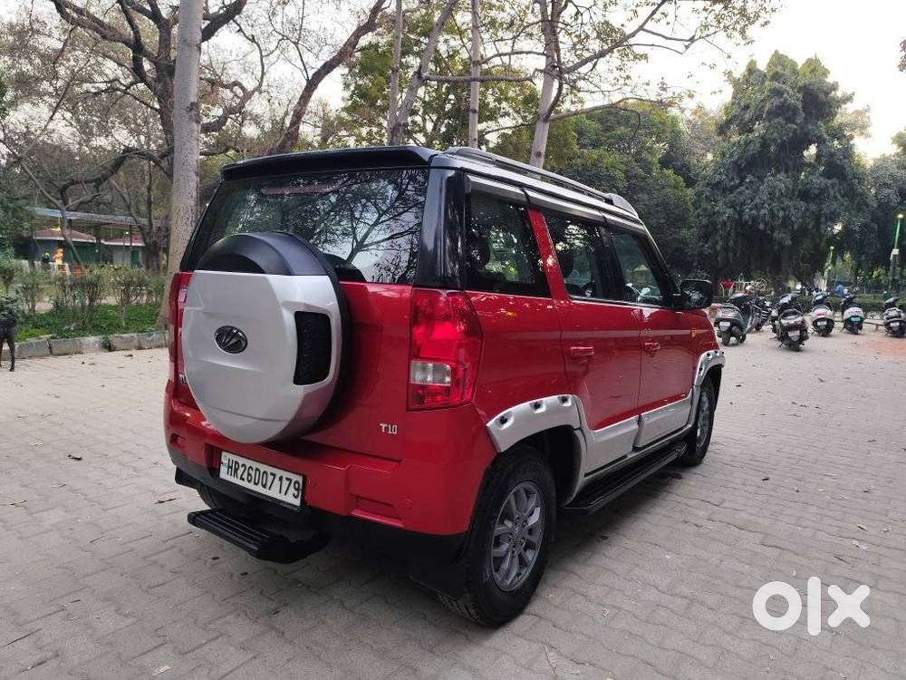 Mahindra Tuv 300