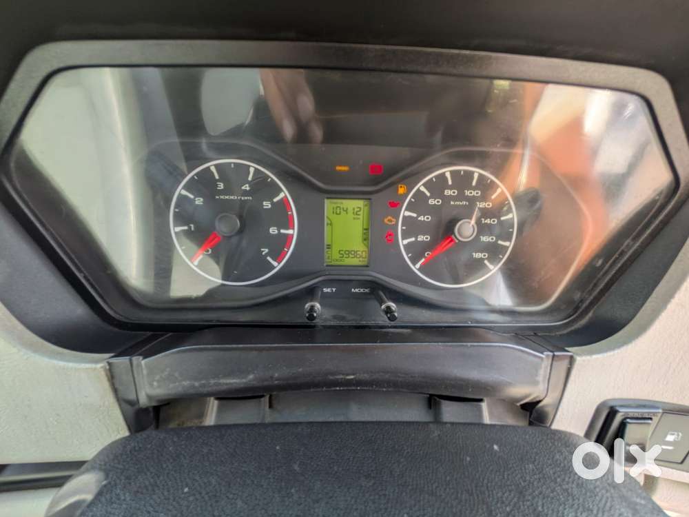 Mahindra Scorpio S4, 2015, Diesel