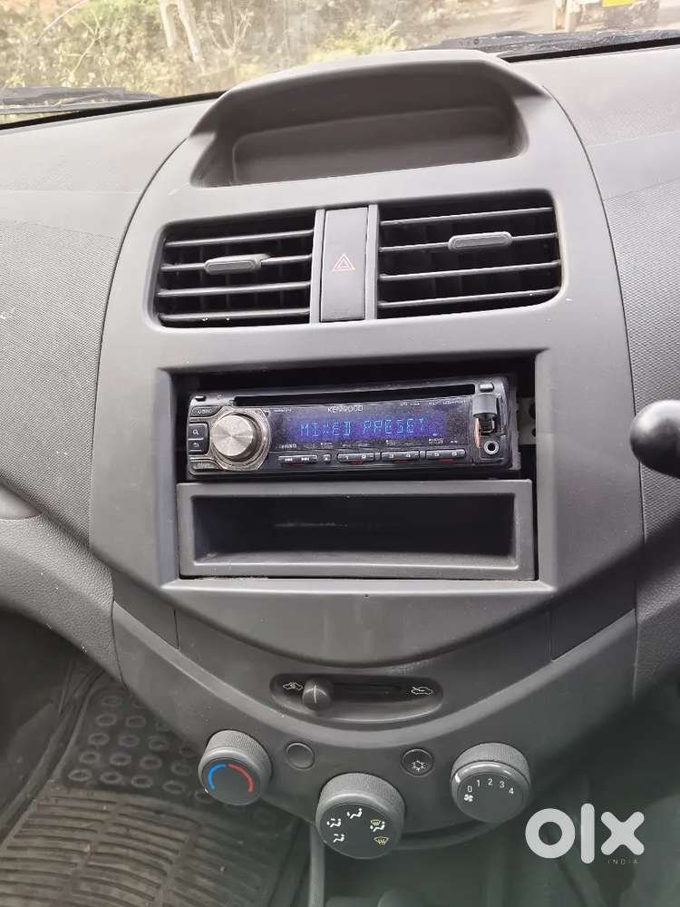 Chevrolet Beat Petrol 2011 Manual