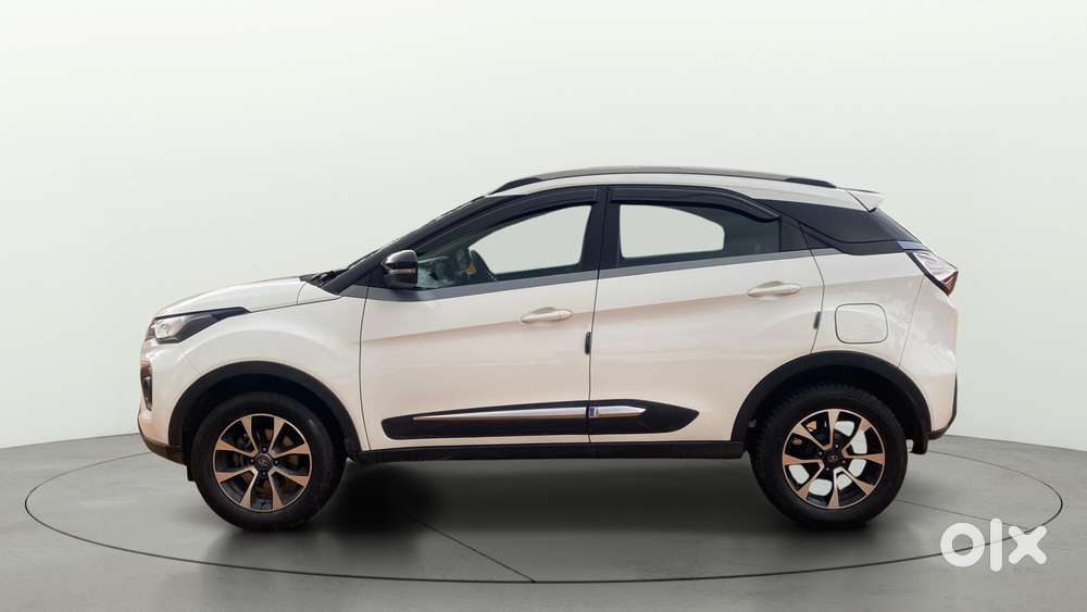 Tata Nexon 1.2 Revotron Xza Plus Premium, 2021, Petrol