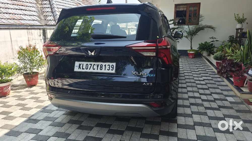 Mahindra Xuv700 Ax3 2022  46k Km  Single Owner  Excellent Condition